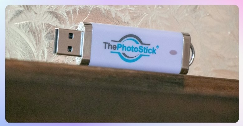 Pros and Cons of Storing Files in a Flash Drive