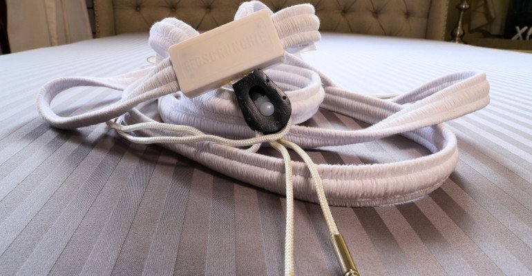 How the Bed Scrunchie Supports Easy Bed Changes Without Lifting?