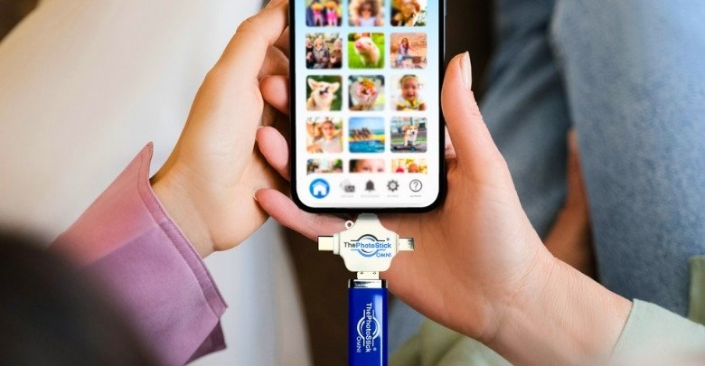 Is ThePhotoStick Omni a Smart Purchase for Various Smartphone Users?