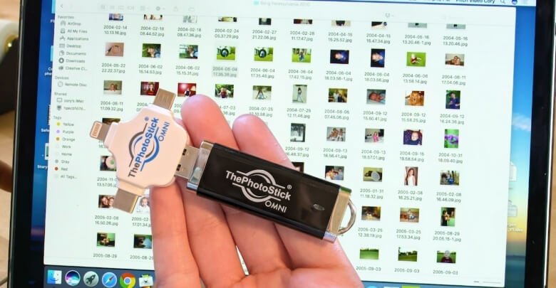 Tips for Sharing Organized Photo Collections From PhotoStick Omni