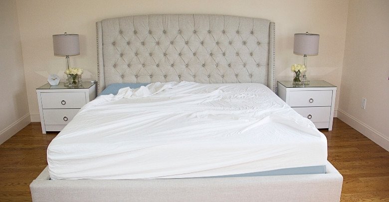 When to Replace Your Bedding Accessories?
