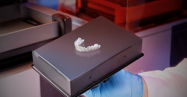 First Impression With Shiny Smile Veneers