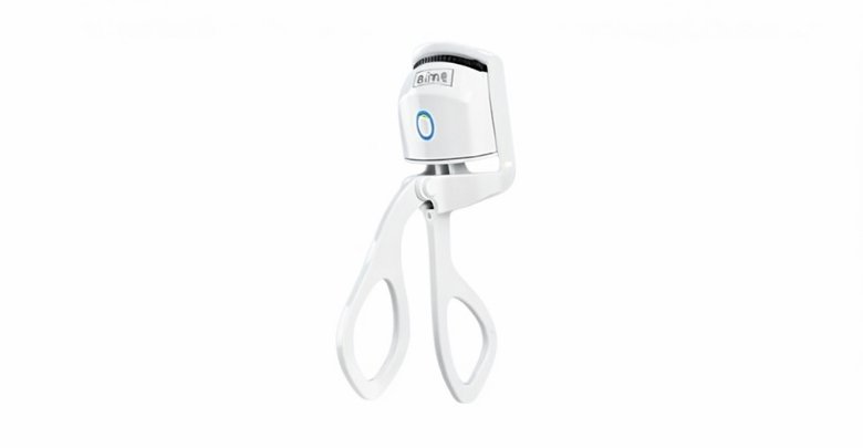 What Features Should You Look for in a Heated Eyelash Curler?
