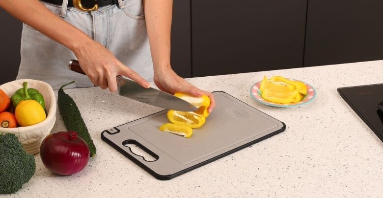 Experience of Using the Wheat Straw Side for Vegetables and Fruits