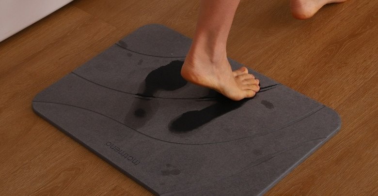 Tips to Prevent Bathroom Mats From Slipping After Washing